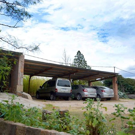 La Toma Complejo De Montana - Cabanas Y Habitaciones En Hosteria Мина-Клаверо Экстерьер фото