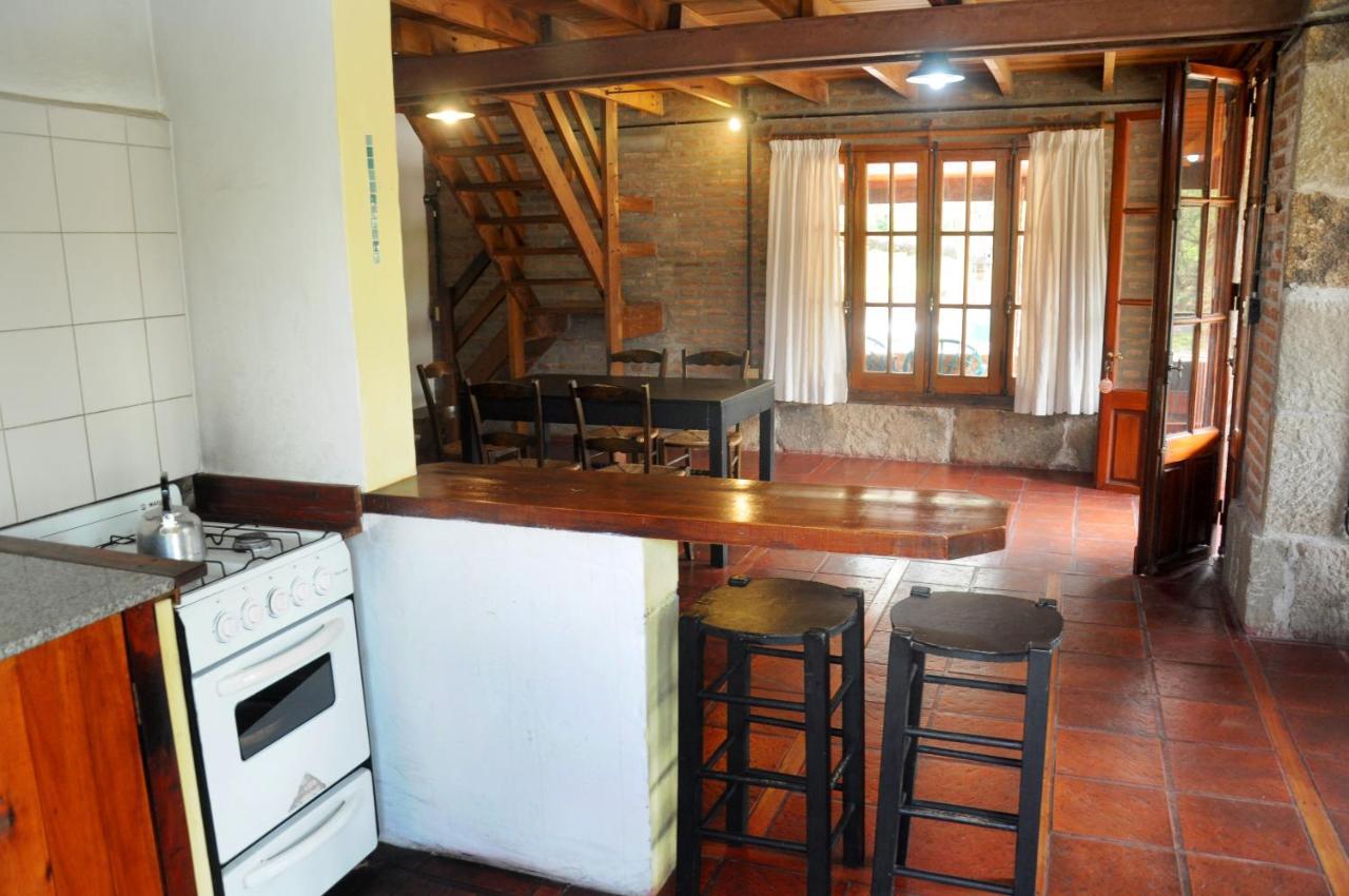 La Toma Complejo De Montana - Cabanas Y Habitaciones En Hosteria Мина-Клаверо Экстерьер фото