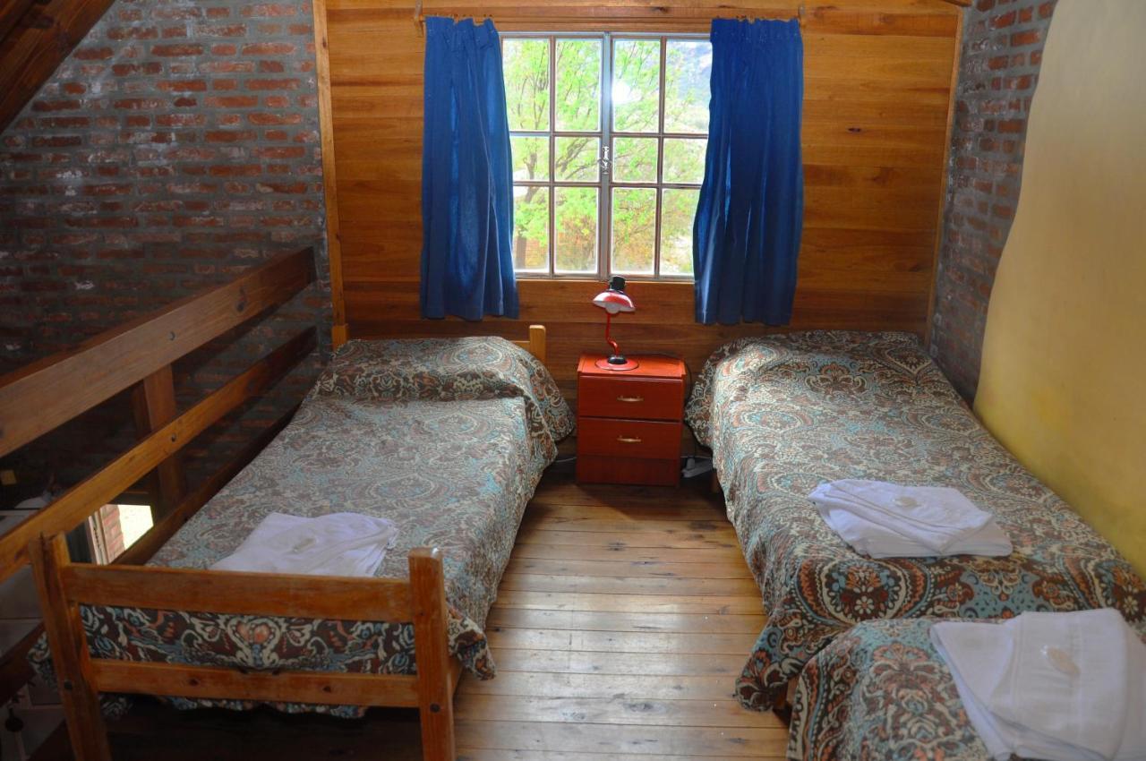 La Toma Complejo De Montana - Cabanas Y Habitaciones En Hosteria Мина-Клаверо Экстерьер фото
