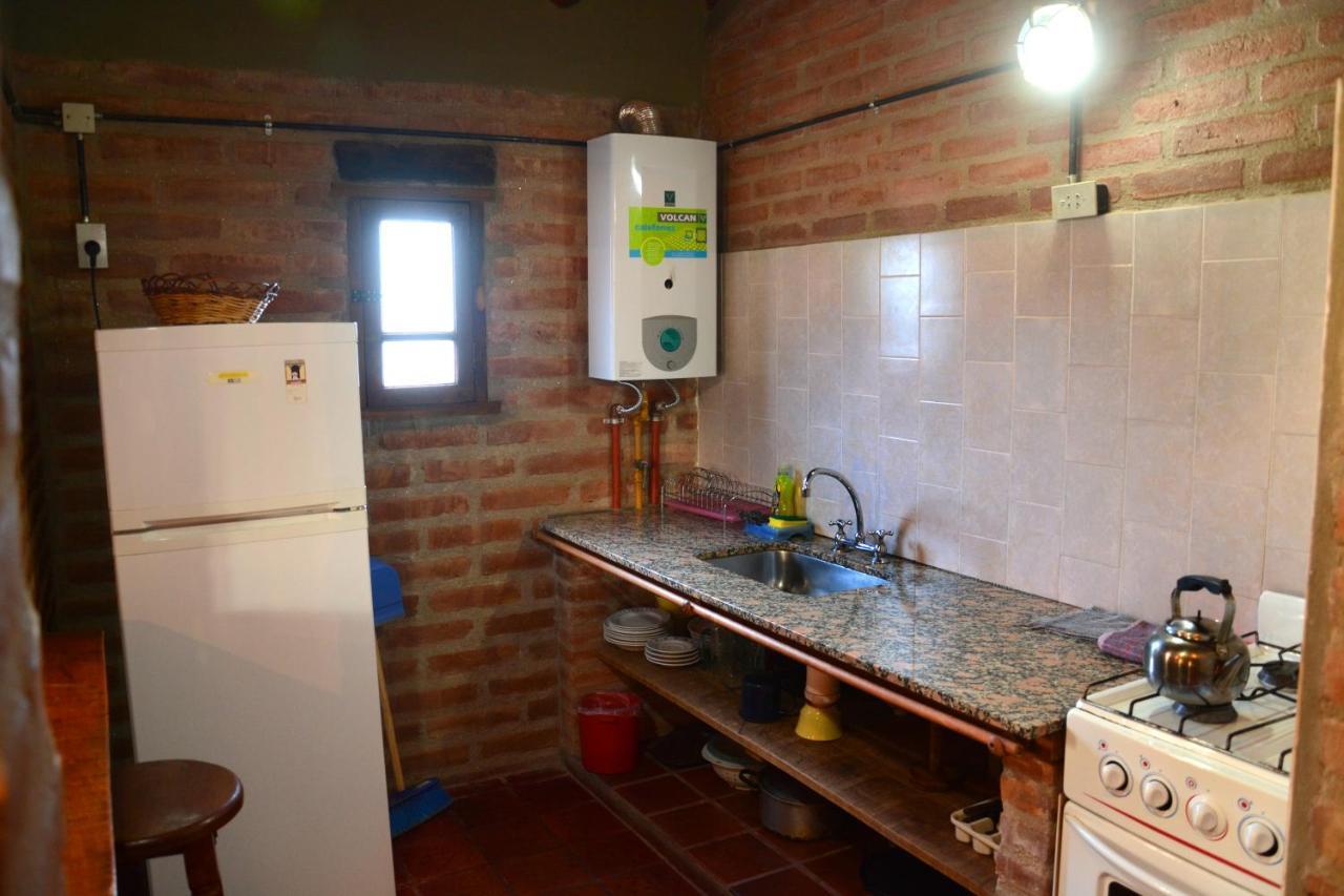 La Toma Complejo De Montana - Cabanas Y Habitaciones En Hosteria Мина-Клаверо Экстерьер фото