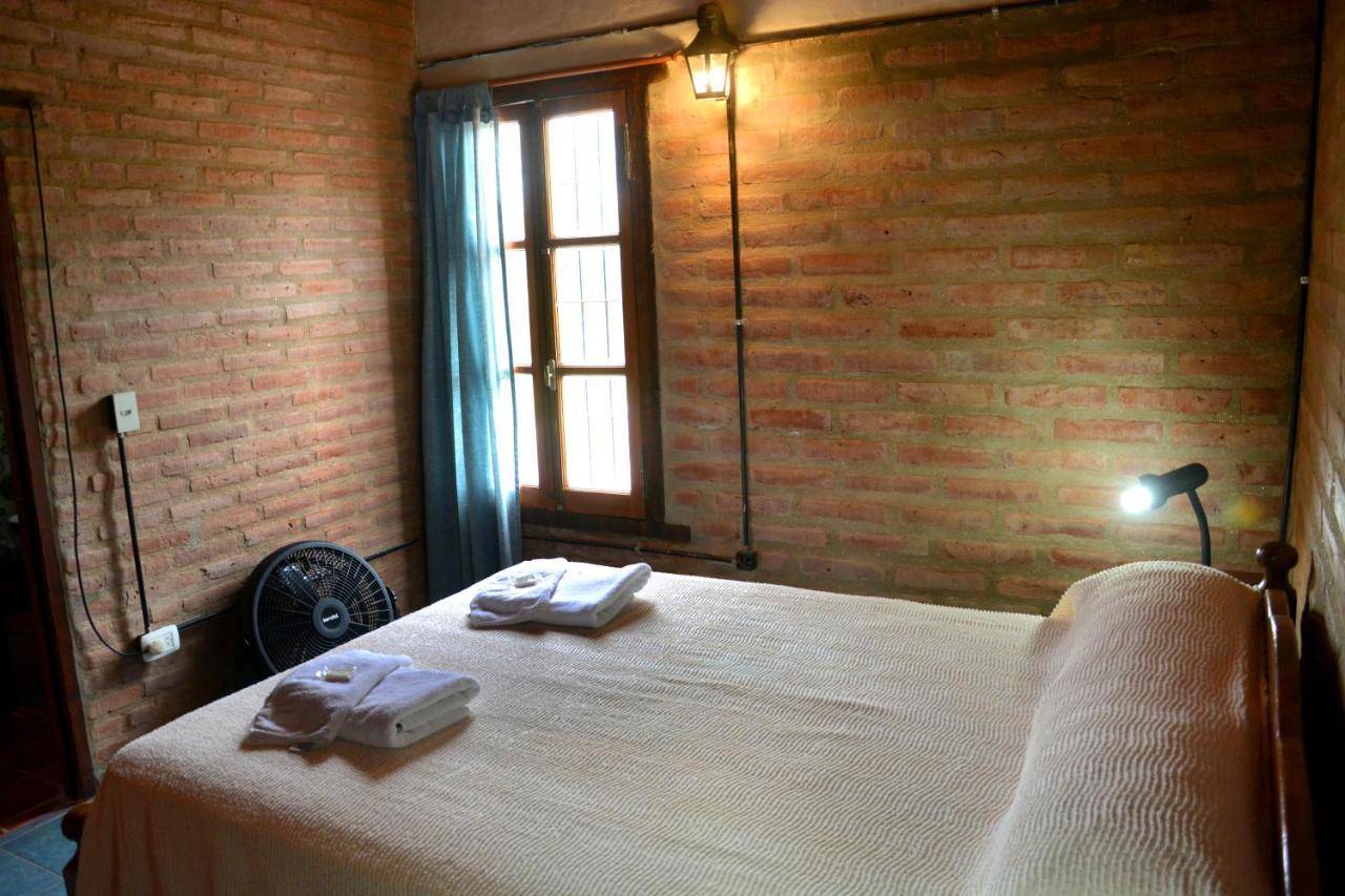 La Toma Complejo De Montana - Cabanas Y Habitaciones En Hosteria Мина-Клаверо Экстерьер фото